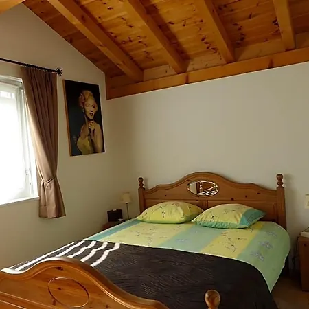 Les Acacias Hotel 3*