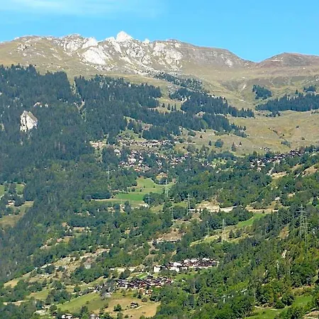 Les Acacias Hotel